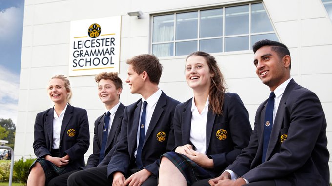 20 secondary schools in UK: rankings and fees